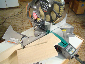 miter-saw-set-up-1 Prepare test stock when setting up a miter saw