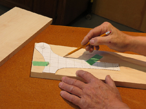 photo-2-tracing-patten-for-tray-300 Building a Maple and Walnut Serving Tray