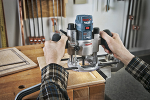 pr20evspk-router-4-300 Reviewing the Bosch PR011 Plunge Base