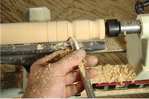 turning15 A narrower gouge will allow you to cut narrow and deep coves.